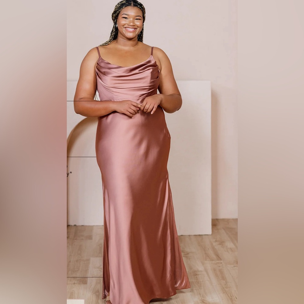 Reverly Bridesmaid Dress Dessert Rose Size 6